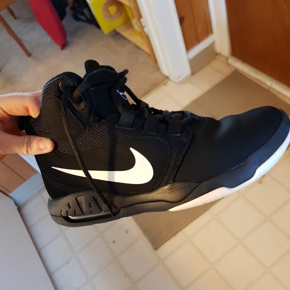 Nike air max shoes